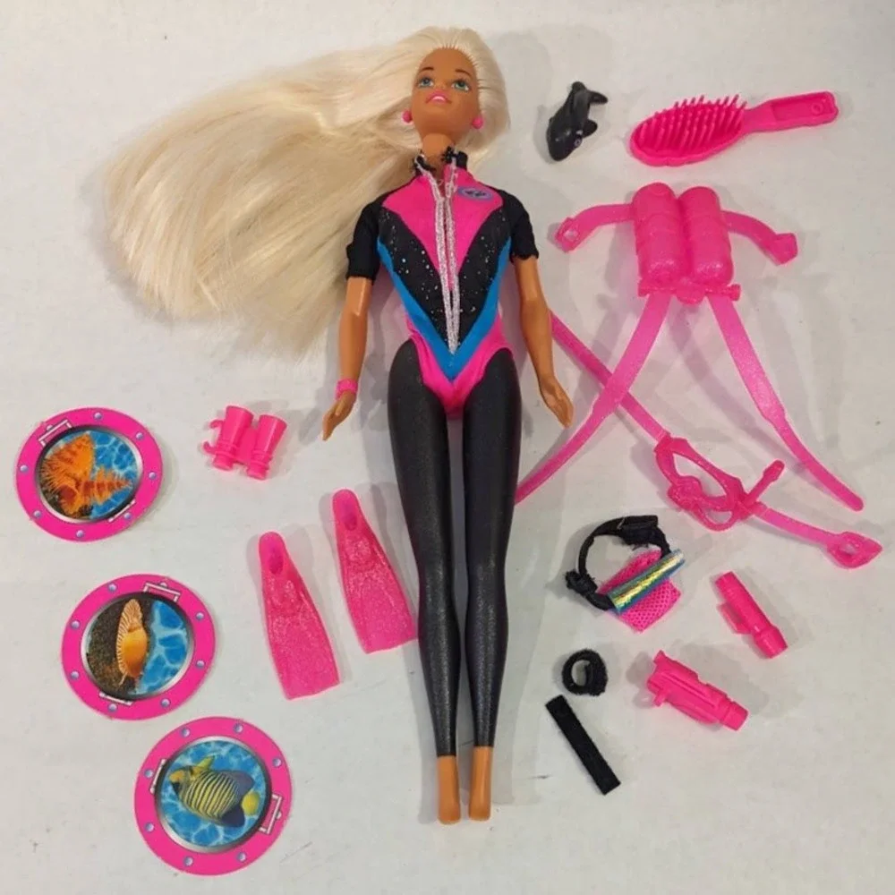 Vintage 1996 Mattel Ocean Friends Barbie Blond Scuba Gear & Accessories